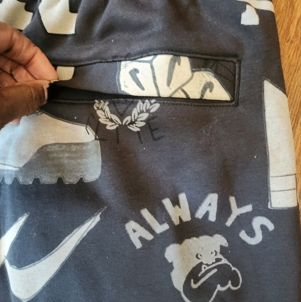 NWT Nike Urban Sweatpants Size XL - Picture 7 of 8